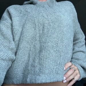 American Eagle cropped hooded sweater